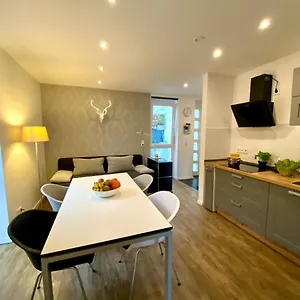 End Apartment